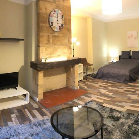 Escapade Cosy Au Coeur De La Cite Medievale 사흘라 라 카네다 외부 사진